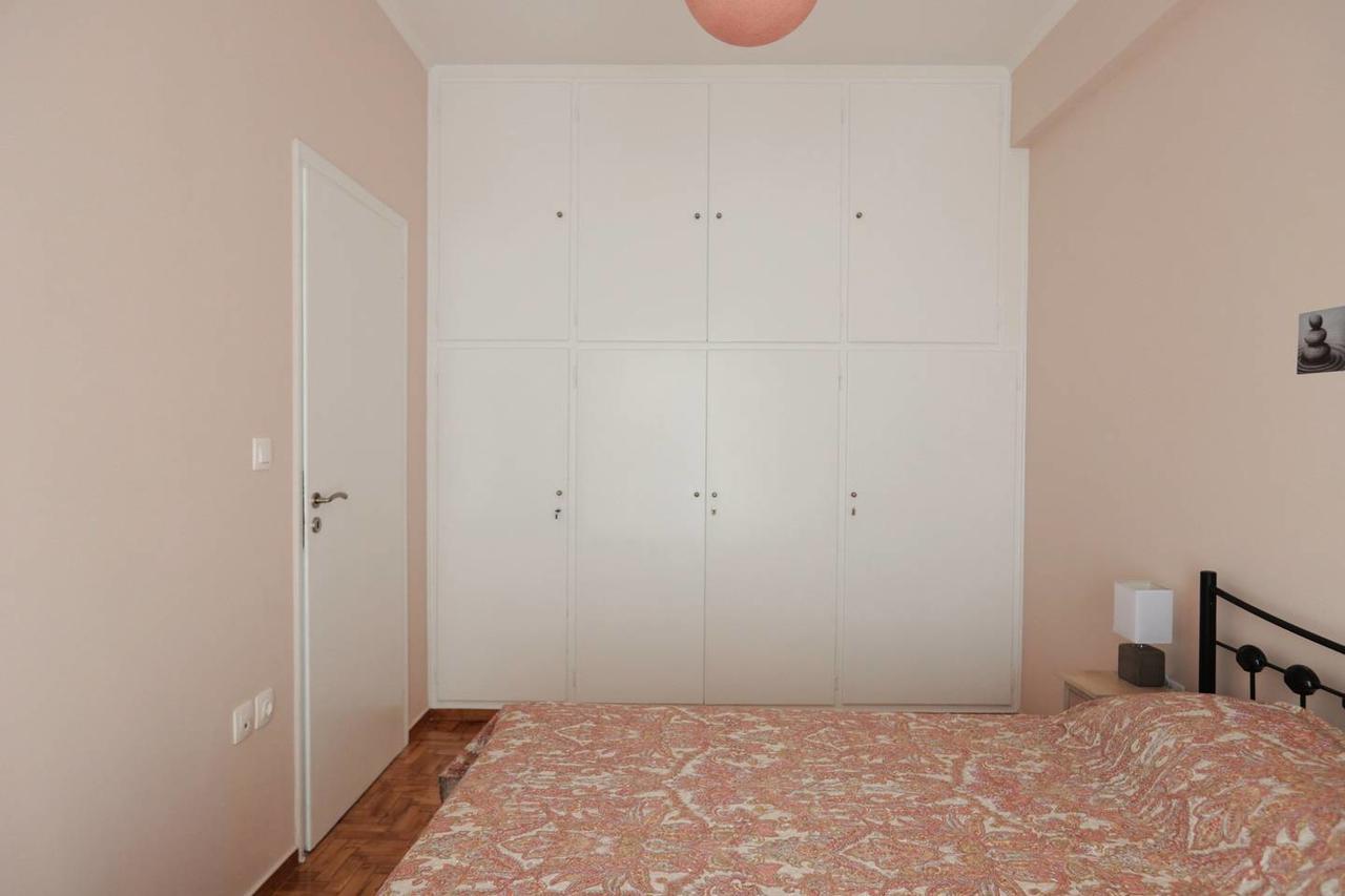 Pale Coloured Apt In Athens Historic Centre エクステリア 写真